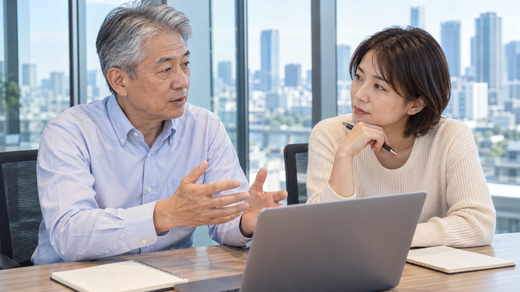 新卒採用の年間計画を相談・確認するイメージ